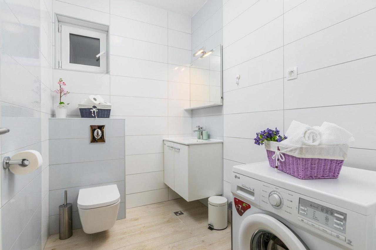 Lux Apartment Sandra Макарска Экстерьер фото